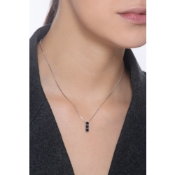 Weißgold-Kette mit Anhänger aus 3 schwarzen Diamanten 2
