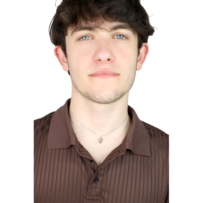 Halskette aus 750er Weißgold mit Totenkopf Anhänger und Diamanten