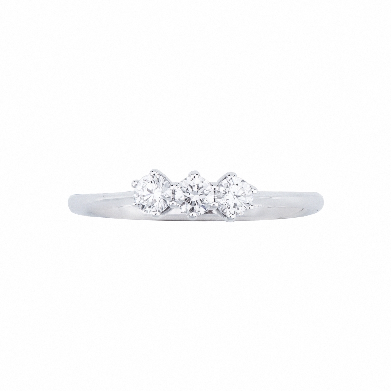 750er Weißgold Damenring mit drei Diamanten 750er Weißgold Damenring mit drei Diamanten