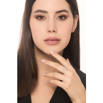 Designer Ring aus 18K Weißgold mit Diamanten 