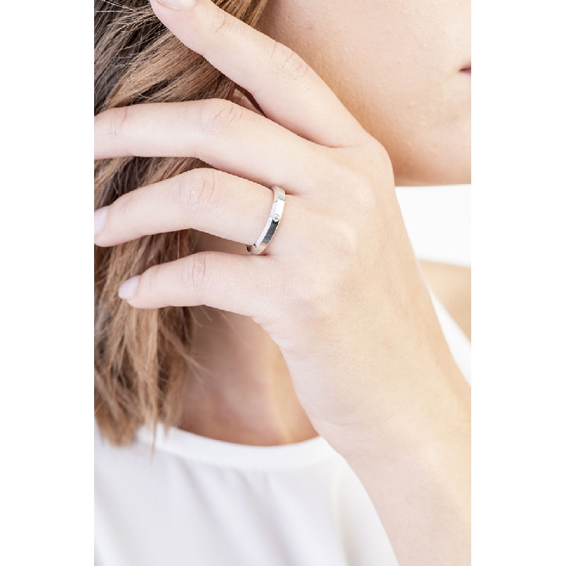 Trauring Weißgold mit Diamanten Trauring Weißgold mit Diamanten