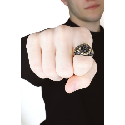 Gelbgold 18K Herrenring mit schwarzen Zirkonia