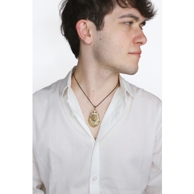 Löwenanhänger aus 18 Karat Gelbgold