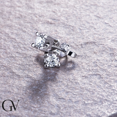 750 Weißgold Ohrstecker Damen mit Diamanten