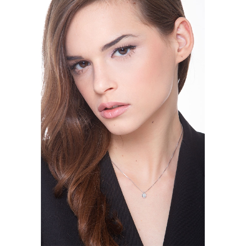 Weißgold Damenkette mit Solitär Brillant-Anhänger 