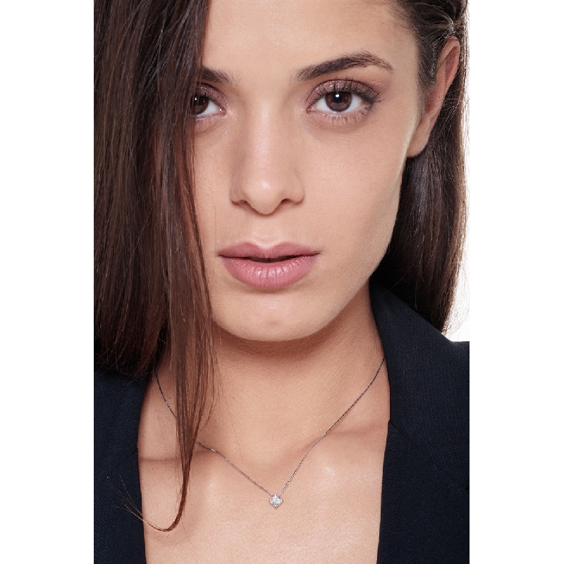 Diamant-Anhänger Solitär Weißgoldkette Diamant-Anhänger Solitär Weißgoldkette