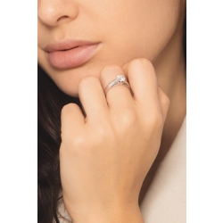 Weißgold 750 Verlobungsring mit Diamant 0.90 kt 2