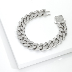 Iced Out Cuban Armband aus 750er Weißgold mit Diamanten