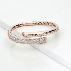 Roségold 750 Toi et moi Armband mit Diamanten