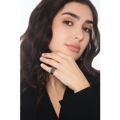 Kleiner Finger Ring Weißgold mit schwarzen Diamanten