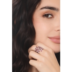 Weißgold Ring Damen mit roten Rubinen und Diamanten 2