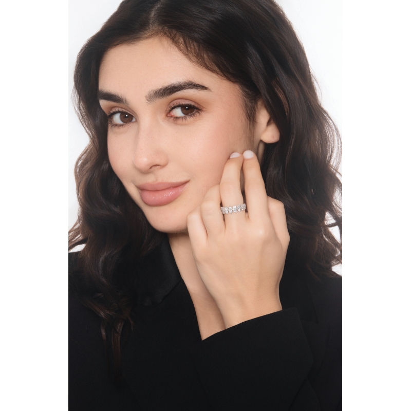 Ring mit Diamanten 18K Weißgold