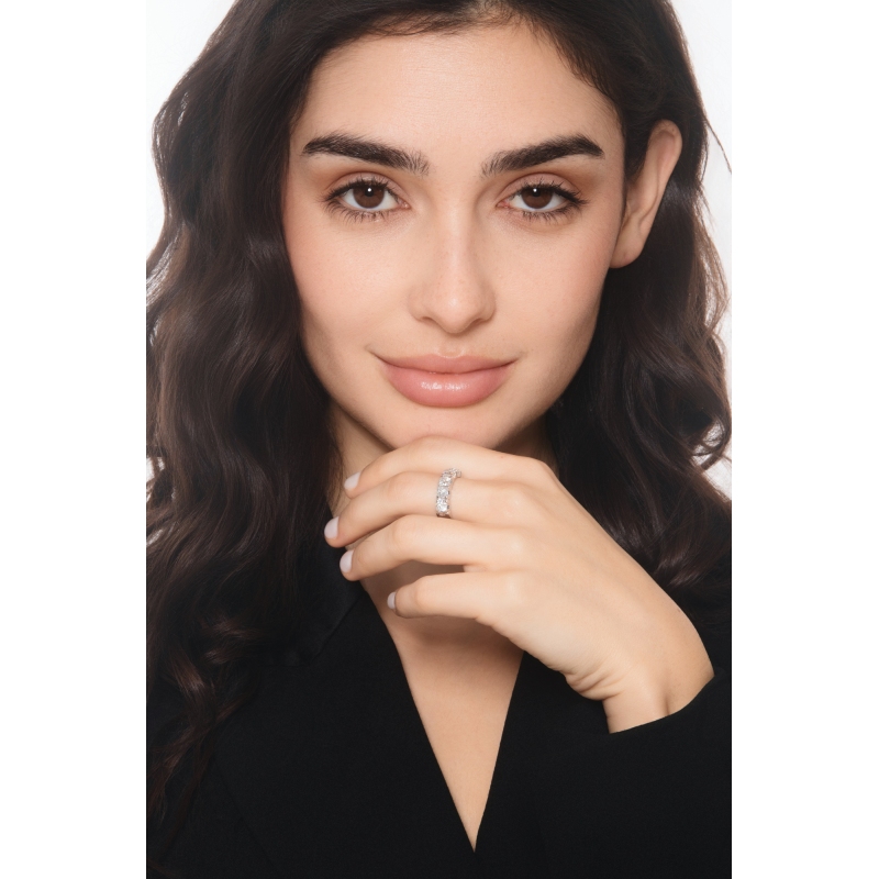 Weißgold 750 Ring mit fünf Diamanten 2 Karat