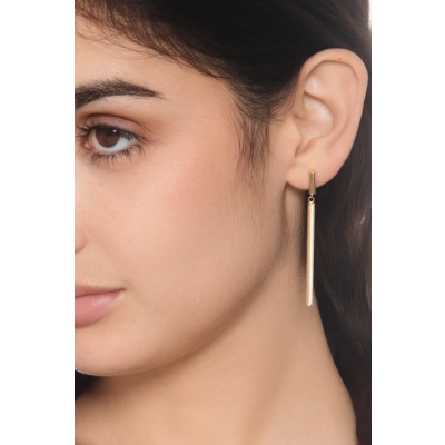 Hängende Ohrringe aus 18K Gold mit satinierten Stäbchen