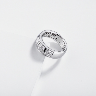 Weissgold Herrenring mit Diamanten Pavé