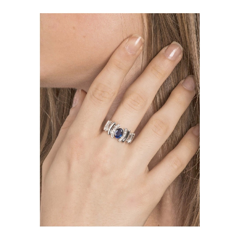 Moderner Saphir Ring mit Diamanten Weißgold 18K Moderner Saphir Ring mit Diamanten Weißgold 18K