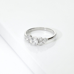 Diamantring Aura aus 750er Weißgold