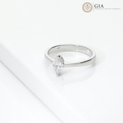 Damenring mit Diamant Marquise Schliff 0.50 kt GIA Weissgold 750