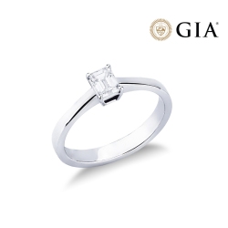 Ring mit Diamant Smaragdschliff 0.50 kt GIA Weißgold 18K