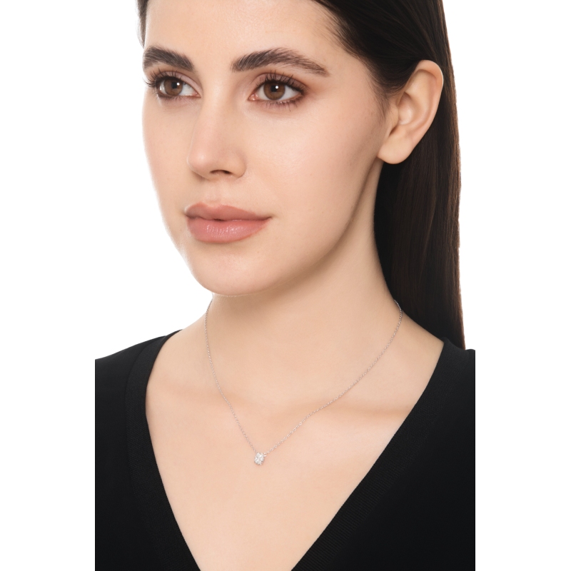 Kette mit Diamant Ovalschliff 0.70 kt GIA Weißgold 18 Karat