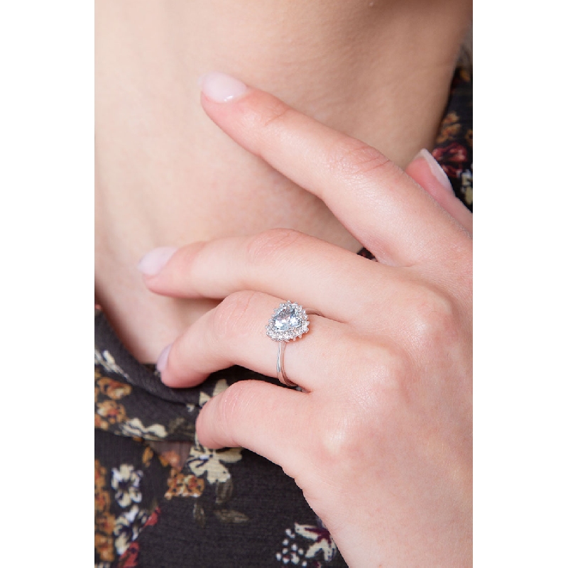 Aquamarin Herzring Weißgold mit Diamanten