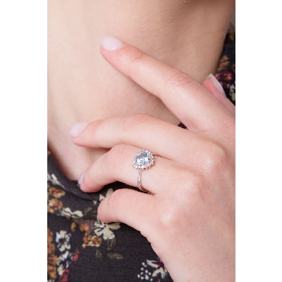 Aquamarin Herzring Weißgold mit Diamanten