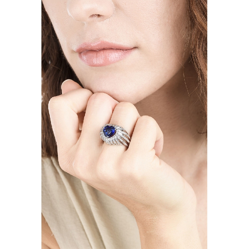 Herzring mit blauem Saphir und Diamanten Weißgold 750