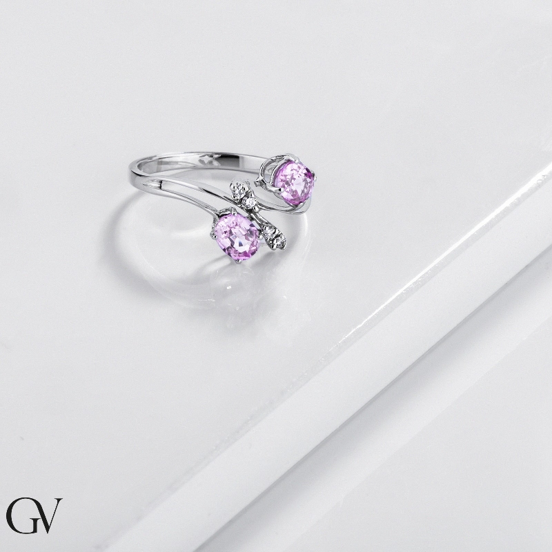 Rosa Saphir Ring mit Diamanten Rosa Saphir Ring mit Diamanten