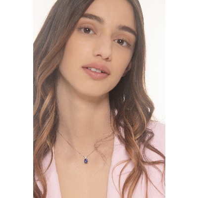 Weißgold-Kette mit Tansanit-Anhänger 