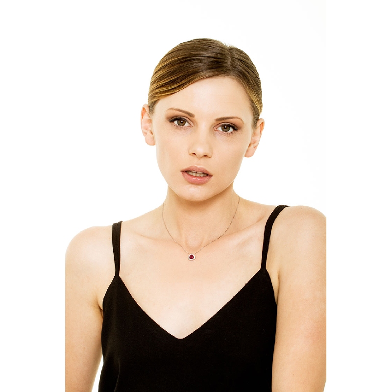 Weißgold Herzkette mit Rubin-Anhänger und Diamanten 