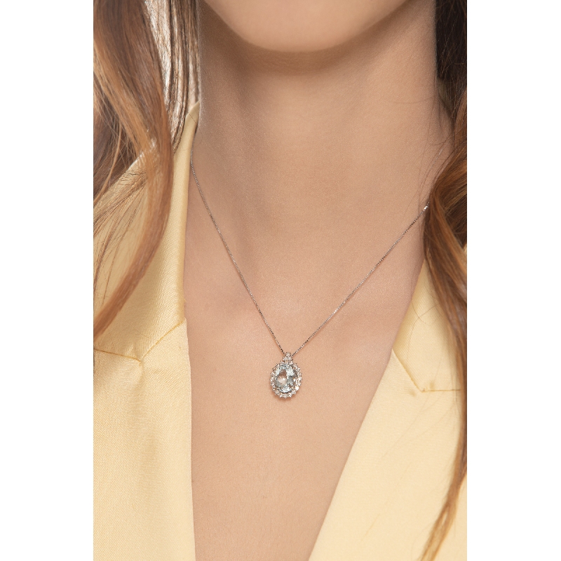 Weißgold 750 Aquamarin Kette  Weißgold 750 Aquamarin Kette