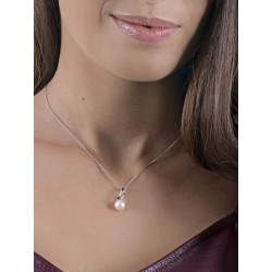 Halskette mit Perle und Diamanten  2