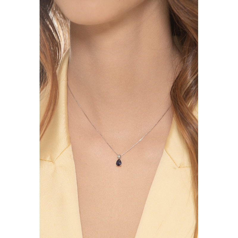 18K Weißgold-Halskette mit blauem Saphir-Anhänger  