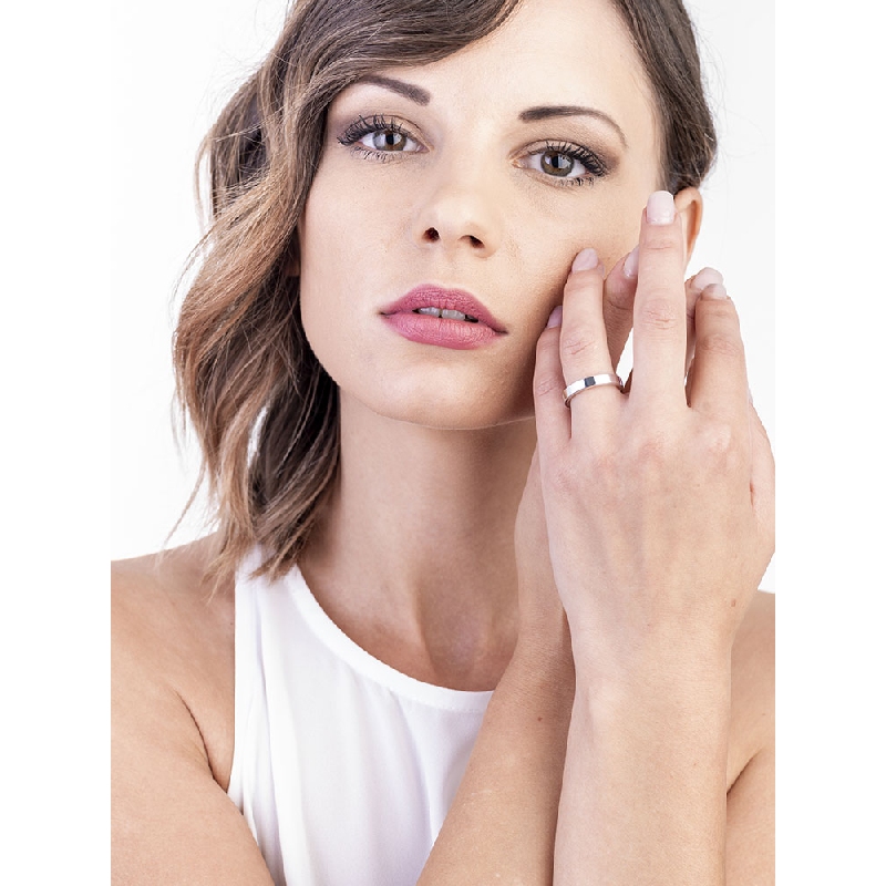 Moderner Hochzeitring 18K Weißgold 750 Moderner Hochzeitring 18K Weißgold 750