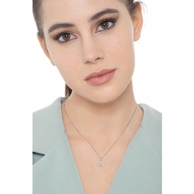 Weißgold 18k Kette mit Buchstabe M aus Diamanten