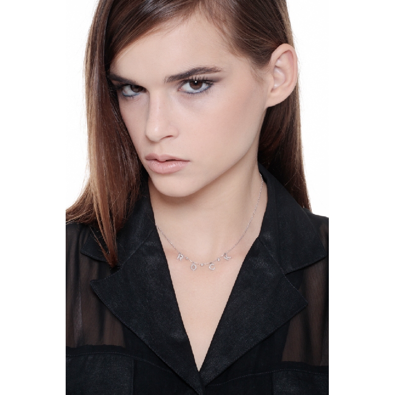 Kette aus Weißgold mit Buchstaben ROCK aus Diamanten Kette aus Weißgold mit Buchstaben ROCK aus Diamanten