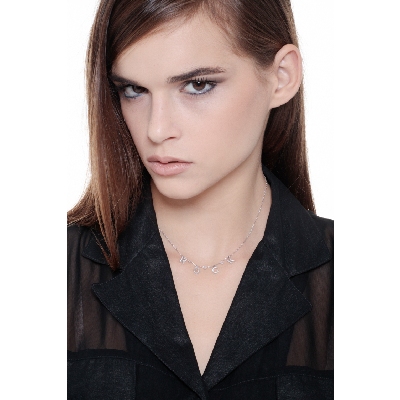 Kette aus Weißgold mit Buchstaben ROCK aus Diamanten