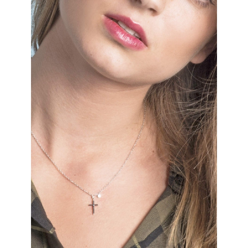 Kreuz Kette Weißgold 750 mit Diamant-Anhänger  Kreuz Kette Weißgold 750 mit Diamant-Anhänger