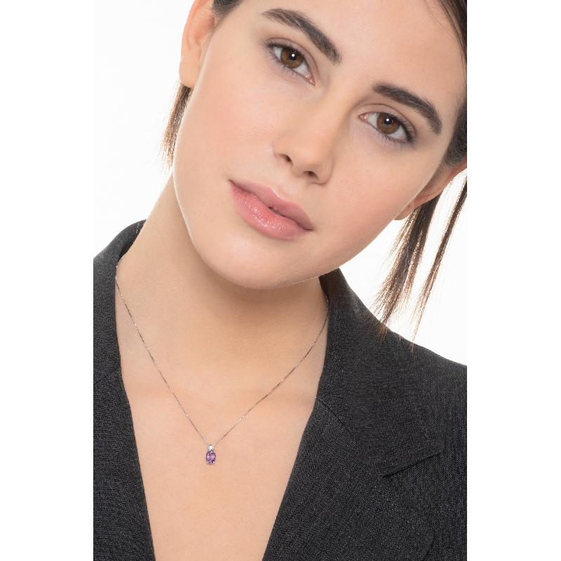Solitär-Kette aus 18k Weißgold mit Amethyst Anhänger