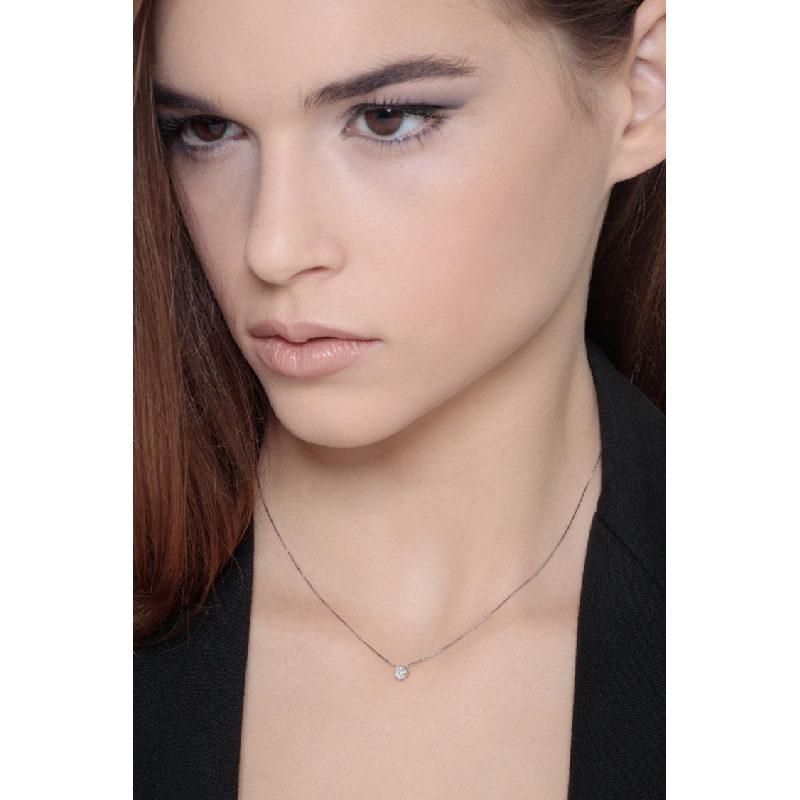 ILLUSION Weißgold Kette 750 mit Diamant Anhänger  ILLUSION Weißgold Kette 750 mit Diamant Anhänger