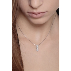 Weißgold ILLUSION Halskette mit 3 Diamantanhängern  2