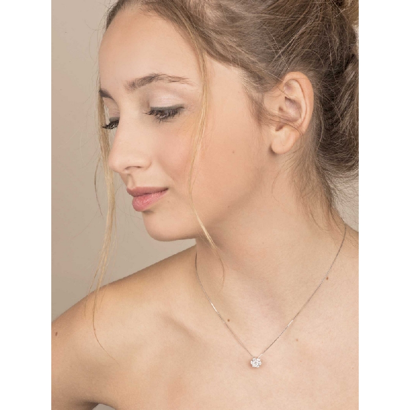 Weißgold Kette mit Diamant-Anhänger ILLUSION Weißgold Kette mit Diamant-Anhänger ILLUSION