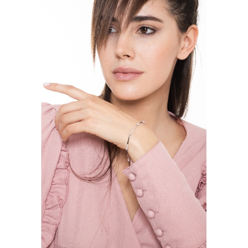 Damenarmband mit sieben Diamanten Weißgold