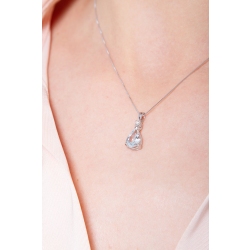 Weißgoldkette mit Aquamarin-Anhänger 2